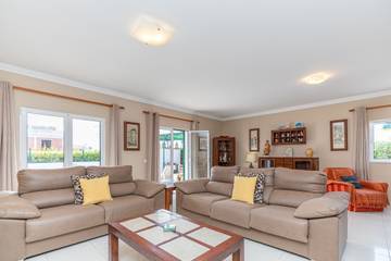 Villa voor 7 Personen in Altura, Faro District, Afbeelding 3