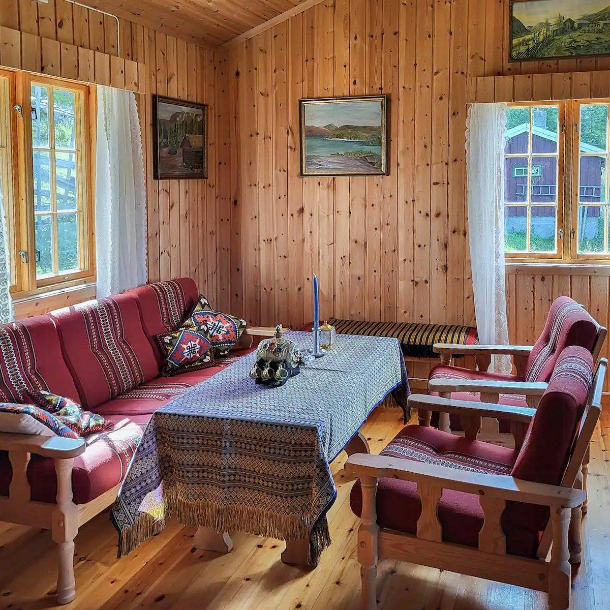 Authentische Hütte auf einem wunderschönen Grundstück in Sør-Fron