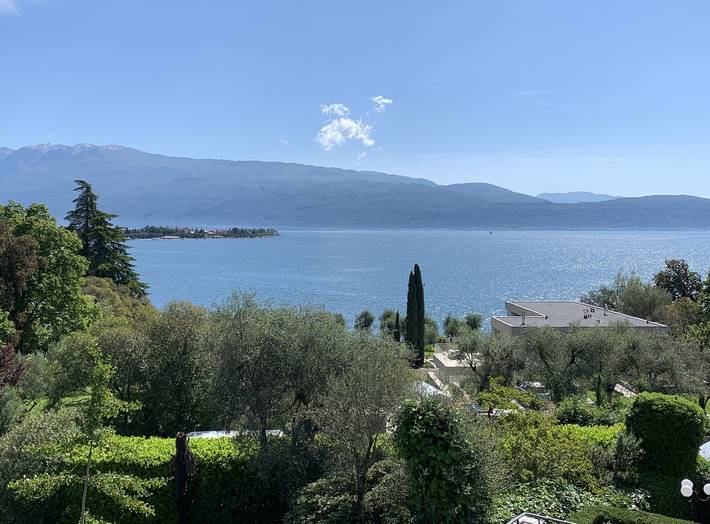 Ganze Wohnung, Ferienwohnung 'Margherita' mit Gemeinschaftspool, Wi-Fi und Klimaanlage in Maderno, Toscolano-Maderno