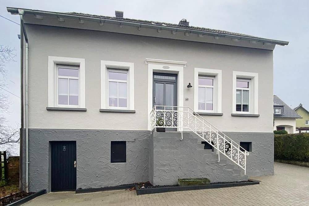 Ganze Wohnung, Petite Maison - Appartement/Fewo, Dusche, Wc, 3 Schlafräume in Püttlingen, Saarbrücken & Umgebung