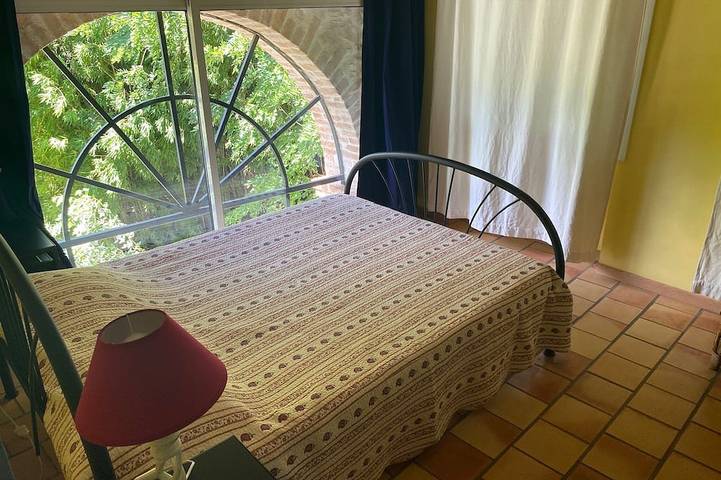 Gîte pour 8 personnes, avec jardin à Bagnols-sur-Cèze - 3