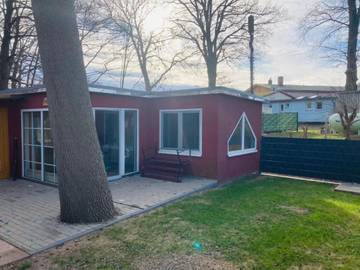 Bungalow für 3 Personen, mit Terrasse am Salzhaff