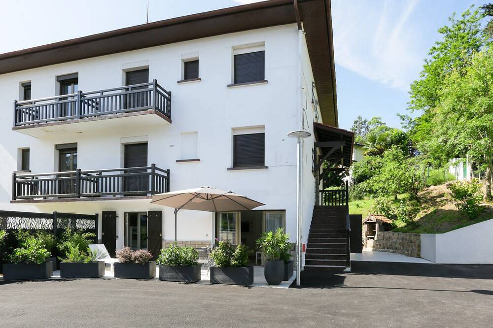Appartement entier, Appartement avec prestations para-hôtelières in Saint-Jean-de-Luz, Région de Bayonne