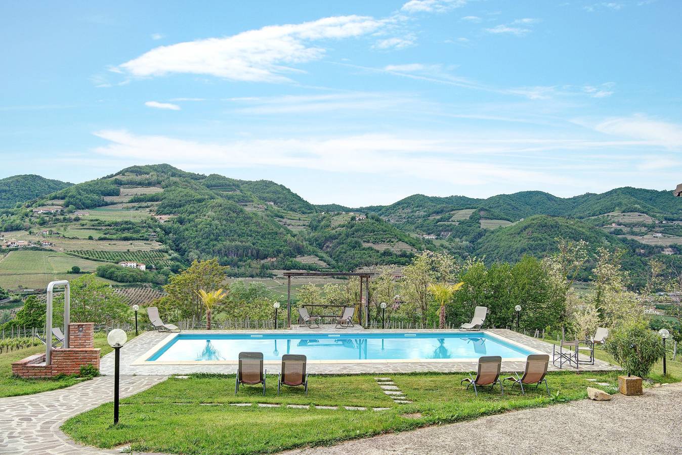 Cottage Classic Xl – Ruime Groepsaccommodatie in de Langhe Unesco – Tenuta Monteoliveto in Vesime, Langhe