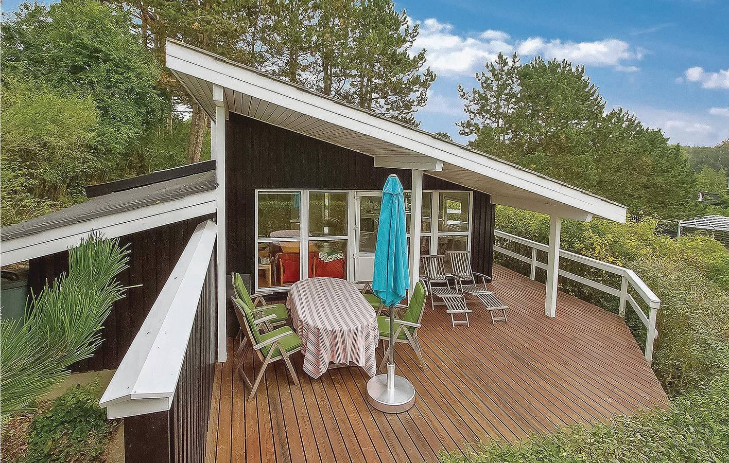 Hus för 5 Personer med trädgård in Høve Strand, Asnæs