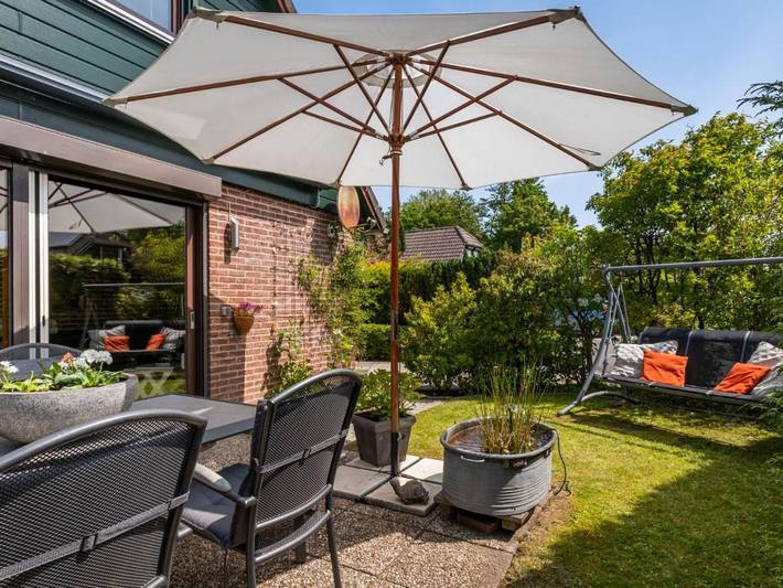 Vakantiehuis voor 4 personen, with Terras and Tuin as well as Sauna in Wolphaartsdijk