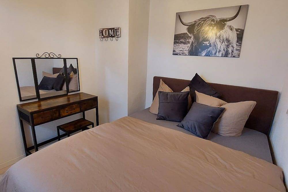 Ganze Wohnung, Traum Ferienwohnung für 4 Personen auf dem Alpakahof Goslar in Goslar, Harzvorland