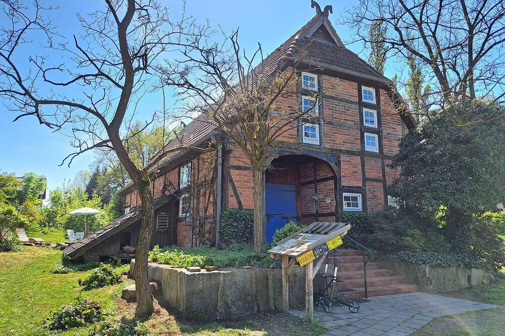 Ganze Wohnung, Idyllisches Fachwerkhaus mit Kamin, Terrasse und Badewanne. Hunde willkommen! in Suderburg, Landkreis Uelzen