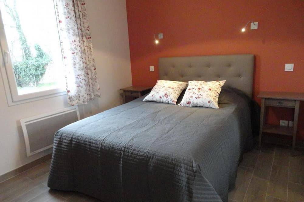 La Vigne Blanche - Tour De Faure in Tour-de-Faure, Causses du Quercy Regional Nature Park