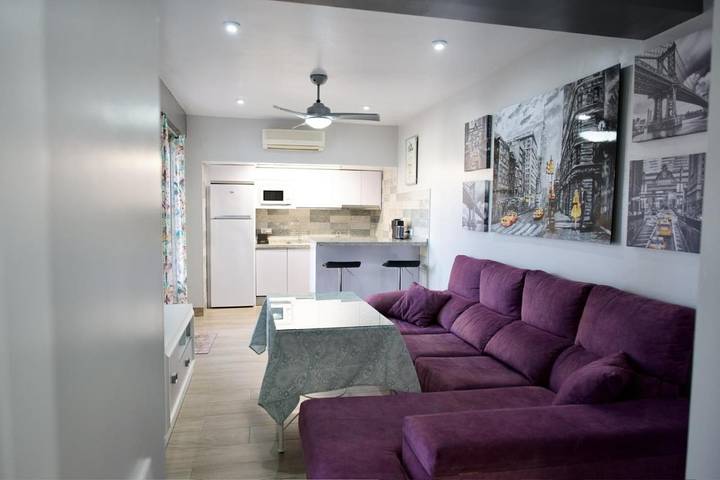 Apartamento de vacaciones para 4 personas, con jardín además de vistas y piscina - 1