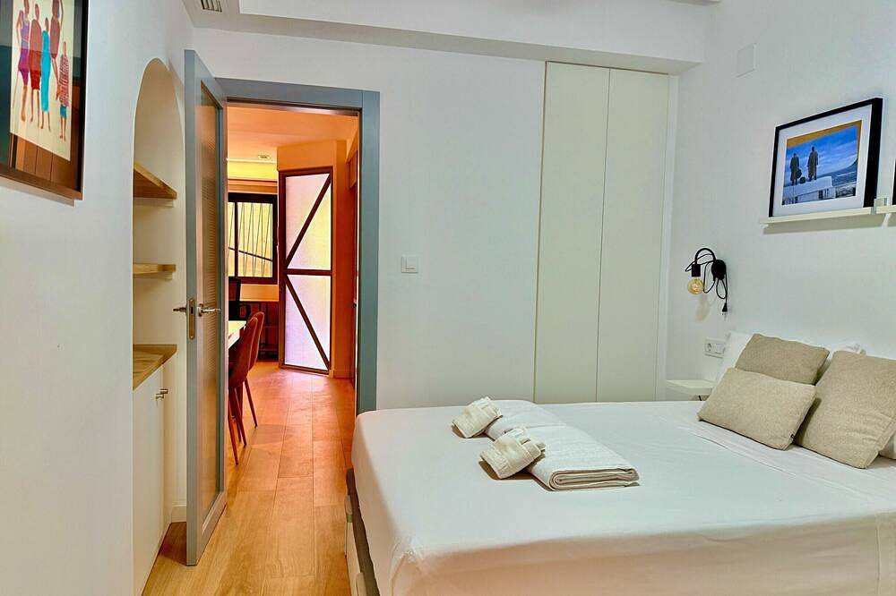 Entire apartment, Casa Carbonera By Gloove in Petrer, Alicante Inland