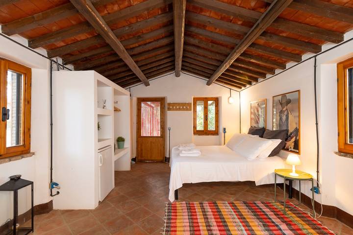 Agriturismo per 2 persone, con giardino, con animali domestici a Casale Marittimo