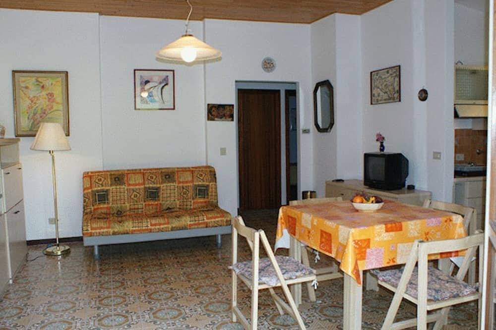 Precioso dúplex para 5 personas en un oasis de vegetación en la Riviera de Lignano. in Ribera de Lignano, Lignano Sabbiadoro