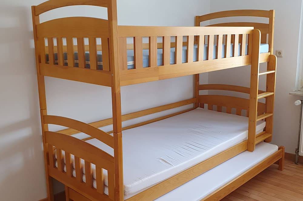 Ganze Wohnung, Fewo mit gr. Dachterrasse Nähe Trier, Eifel, Luxemburg und Moseltal in Newel, Landkreis Trier-Saarburg