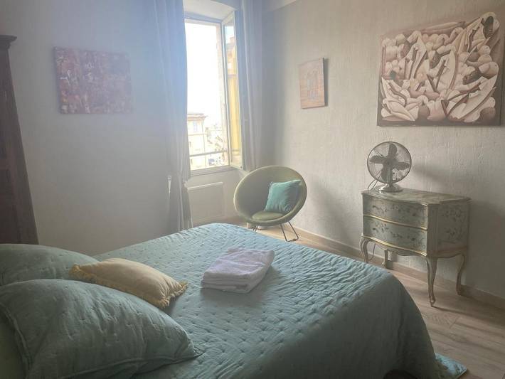 Gîte pour 5 personnes, avec vue dans Cinema Le Studio Bastia - 2