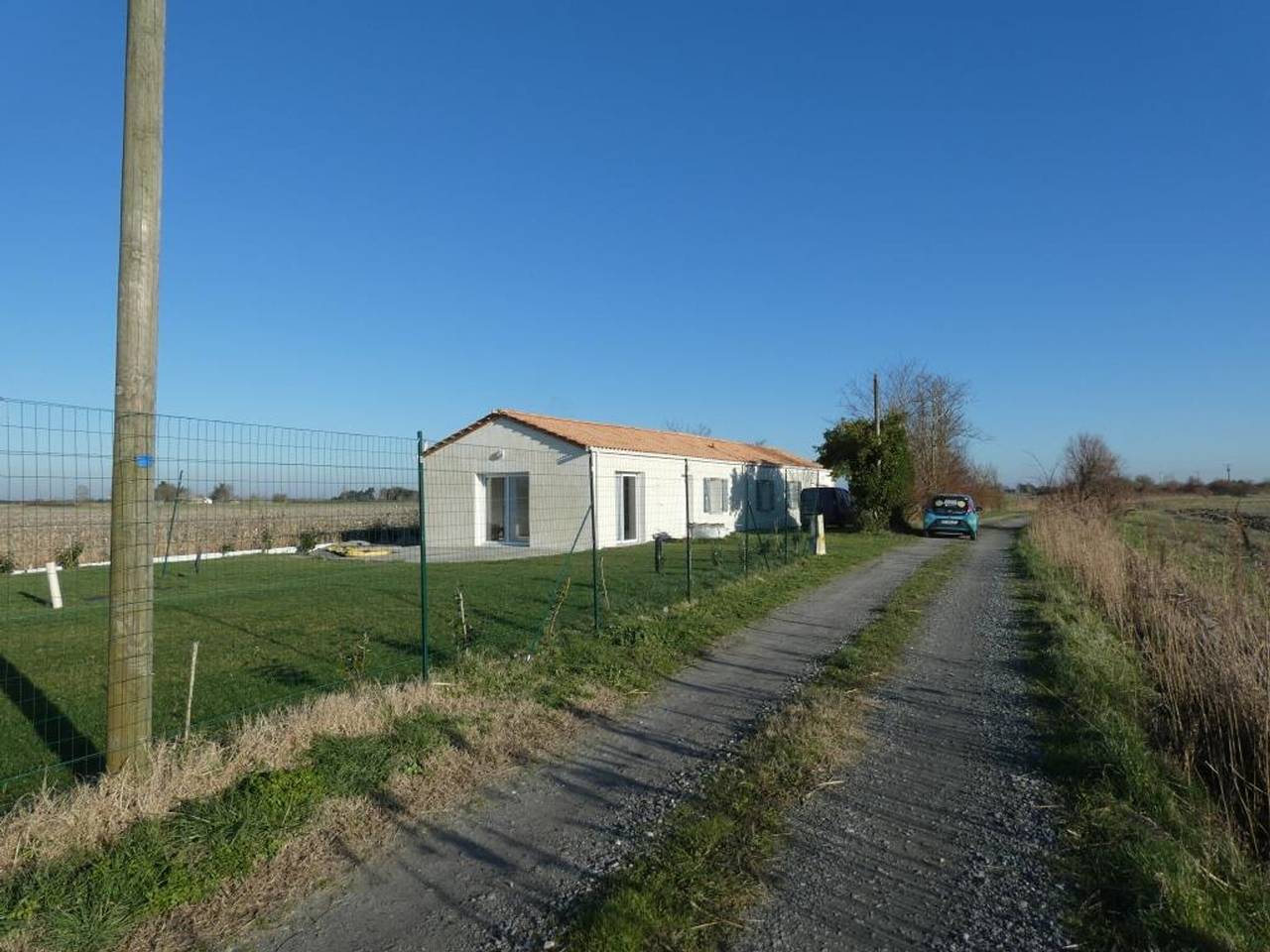 Renoviertes Haus 94m², 4 Personen, haustierfreundlich, Garten in Notre-Dame-de-Monts, Vendée