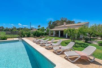 Villa in Playa del Port de Pollença, Pollença für 6 