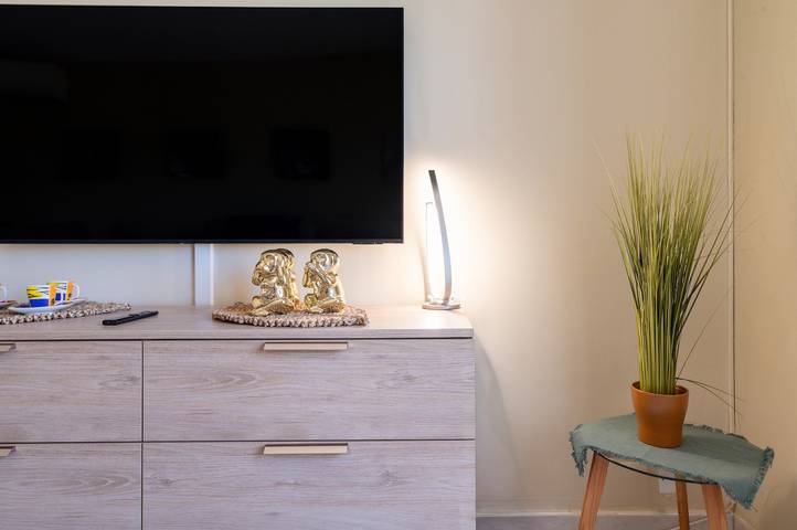 Entire apartment, 'Lumapa Oletta' Apartment with Mountain View, Wi-Fi, and Air Conditioning in Oletta, Calvi region