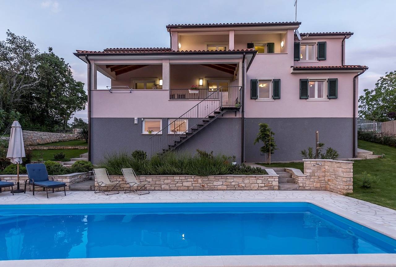 Villa Vesna with Private Pool in Jakovici, Central Istria