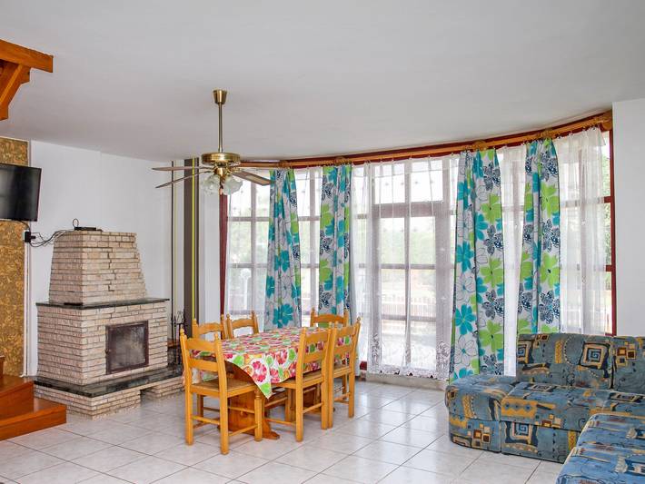 Ferienhaus für 8 Personen, mit Terrasse und Garten am Balaton - 4