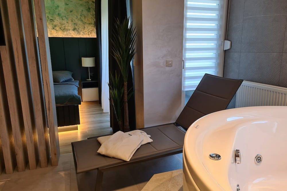 Geheel appartement, Wellness Apartments - Studio Apartment with Terrace in Varaždin