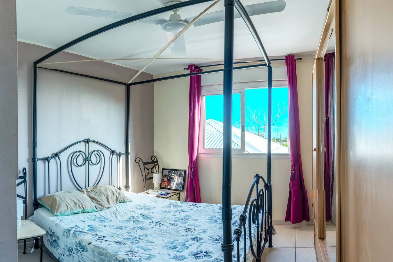 Apartamento entero, Apartamento de vacaciones para 4 personas con balcón in Saint-Pierre (Réunion), Reunión