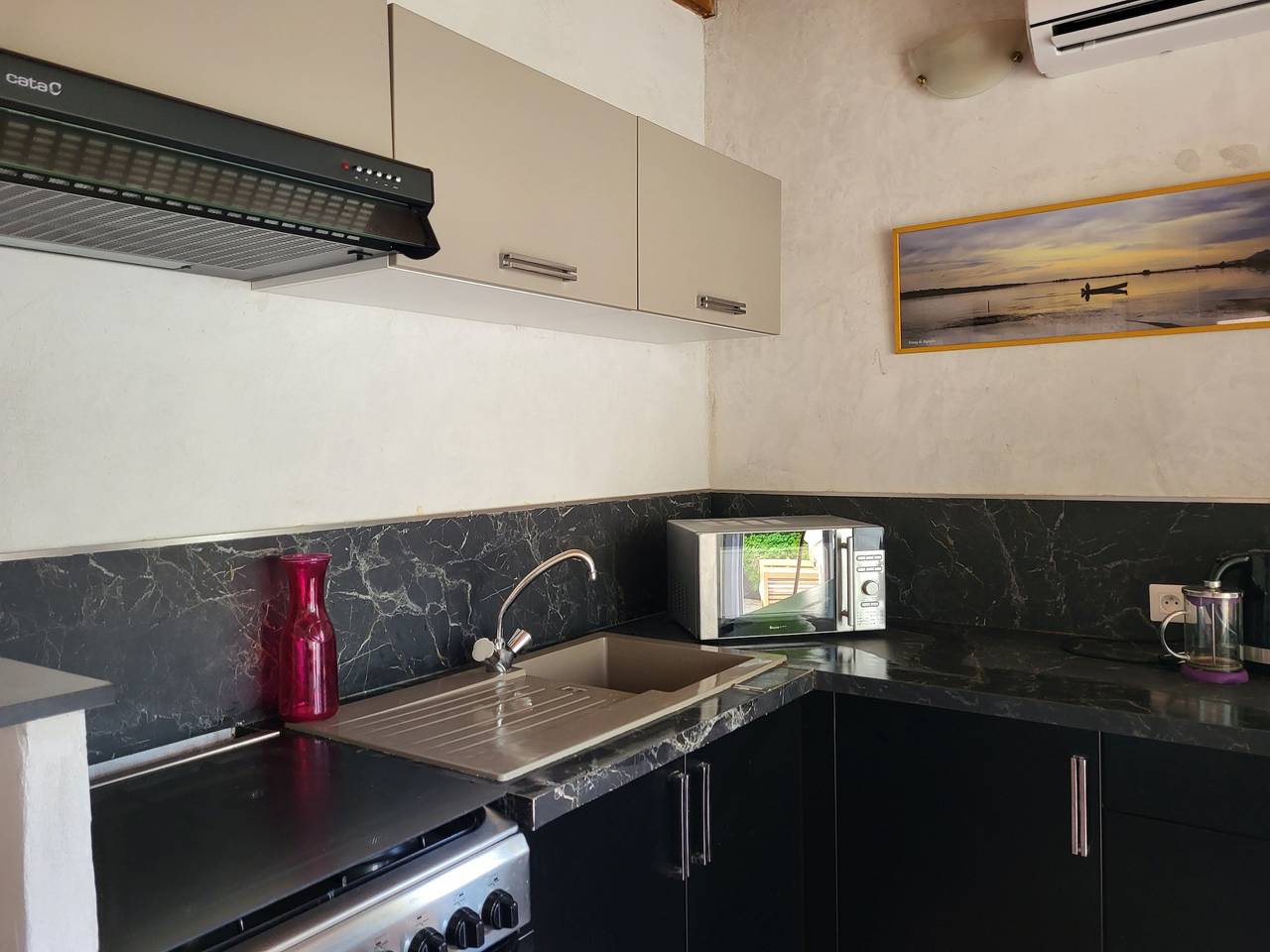 Ganze Wohnung, Ein Teppa - das Caroubier in Luri, Cap Corse