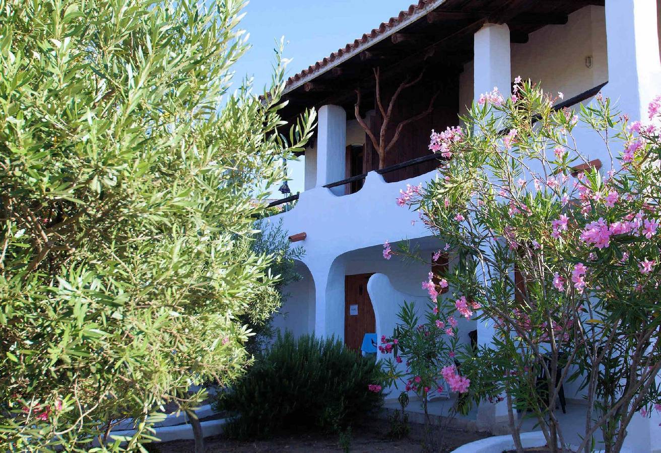 Appartement de vacances entier, Appartement à La Ciaccia avec terrasse meublée in La Ciaccia, Valledoria