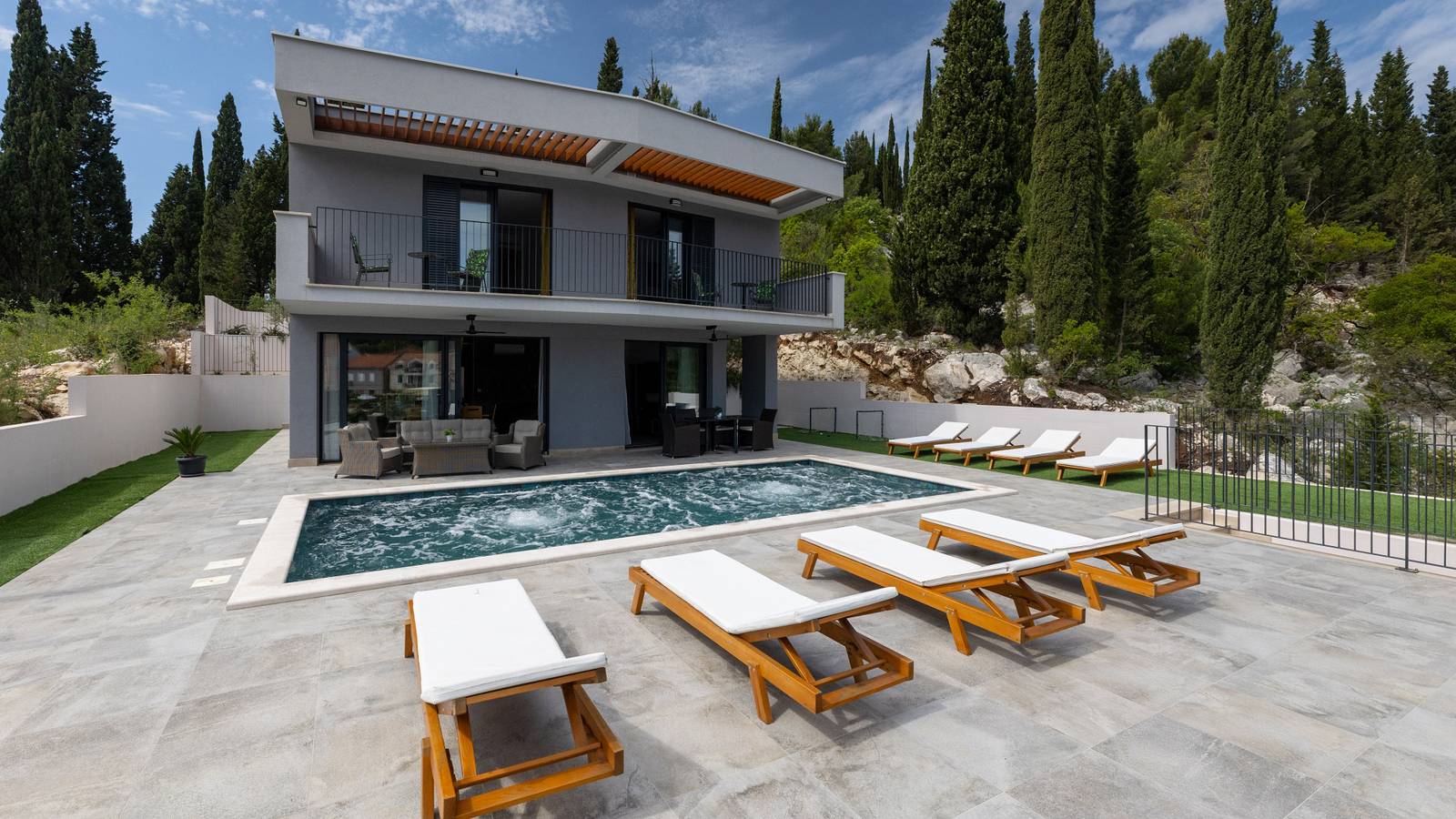 Villa Juma by Villas Guide in Blace, Dubrovnik-Neretva