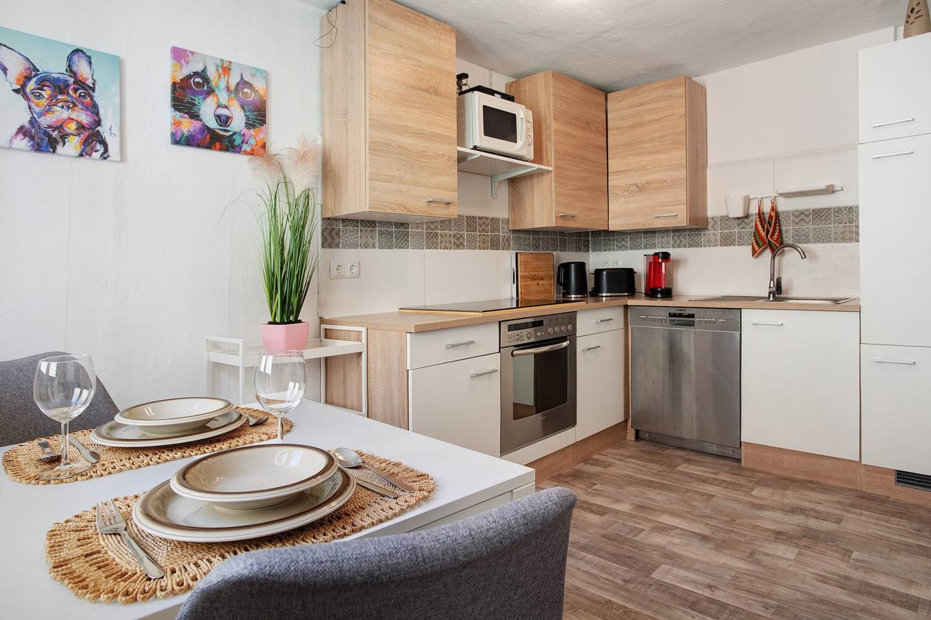 Ferienhaus 'Wanderpfoten Ostsee Ferienhaus' mit privatem Garten, Terasse und Wlan in Tribsees, Recknitz-Trebeltal