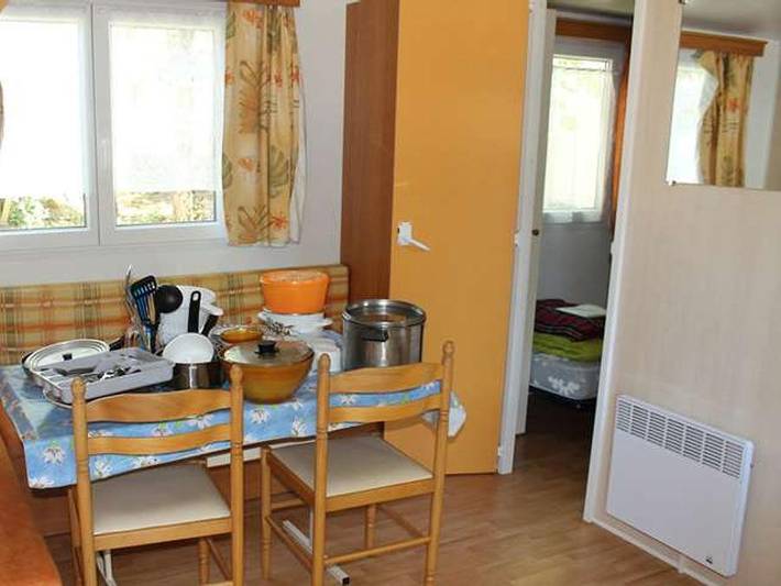 Mobil home pour 4 personnes, avec Terrasse et Bassin pour enfant à La Cassagne - 4