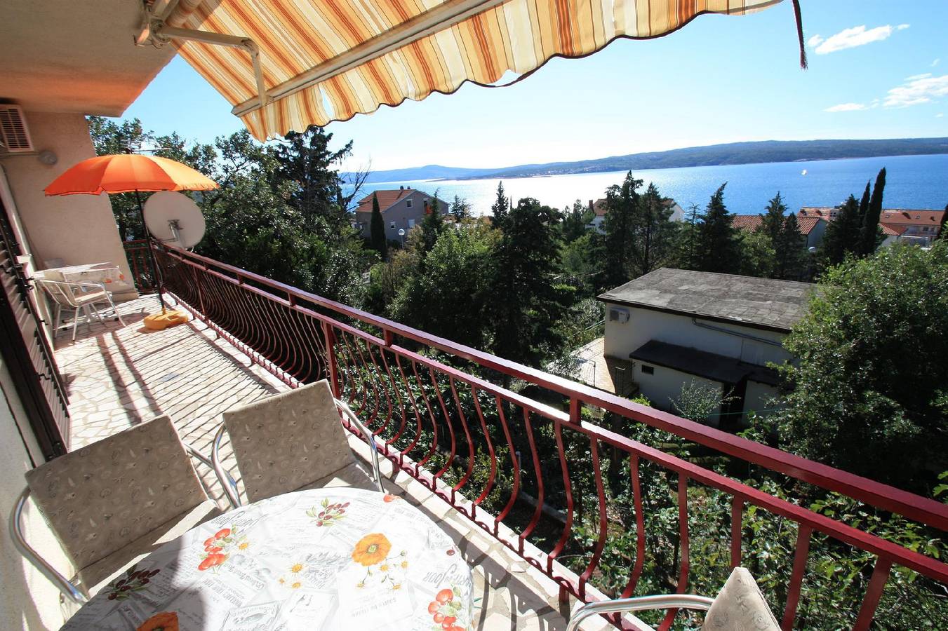 Entire holiday apartment, Holiday apartment for 4 people with balcony in Crikvenica, Primorje-Gorski Kotar