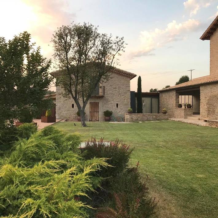 Casa rural para 10 personas, con vistas además de piscina y jardín, Se admiten mascotas en Osona - 2