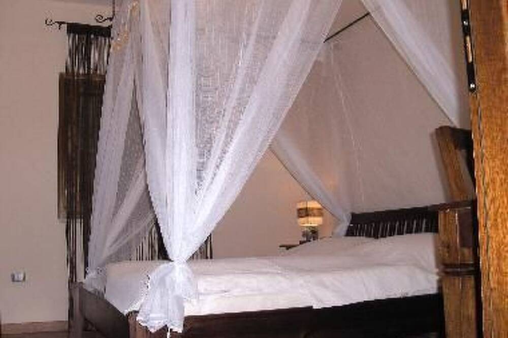 Appartamento intero, Mit Kamin, Terrasse und Meerblick in Flumini, Posada