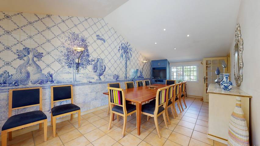 Location de vacances pour 8 personnes, avec jardin ainsi que terrasse et jacuzzi dans Plage de La Parée - 4