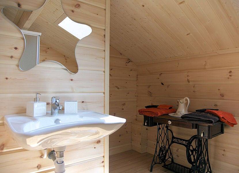 Les Bruchels - La divine bovine in Plateau de Valdahon, Doubs