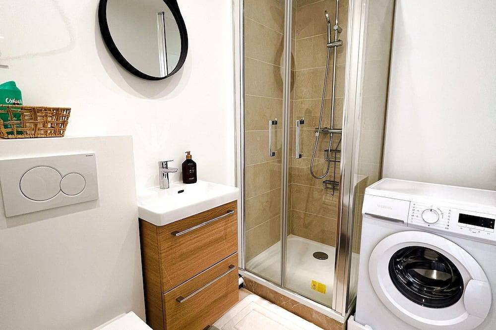 Entire apartment, Cosy new apartment Paris in Bagnolet, Seine-Saint-Denis