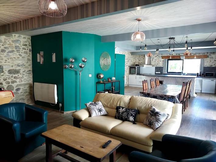 Location de vacances pour 8 personnes, avec terrasse ainsi que vue et jardin à Marignac - 3
