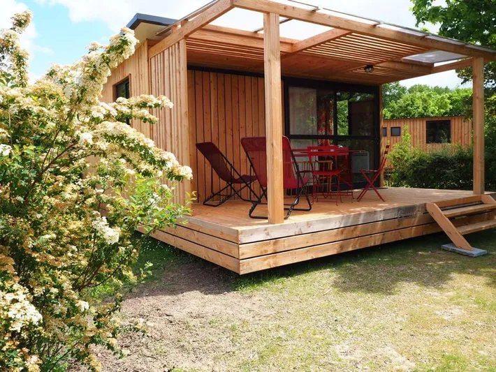 Camping pour 5 personnes, avec terrasse ainsi que bassin pour enfant et piscine, animaux acceptés - 1