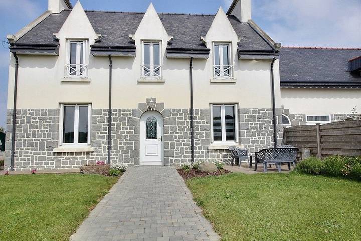 Gîte pour 6 personnes, avec Terrasse et Jardin à Ploufragan