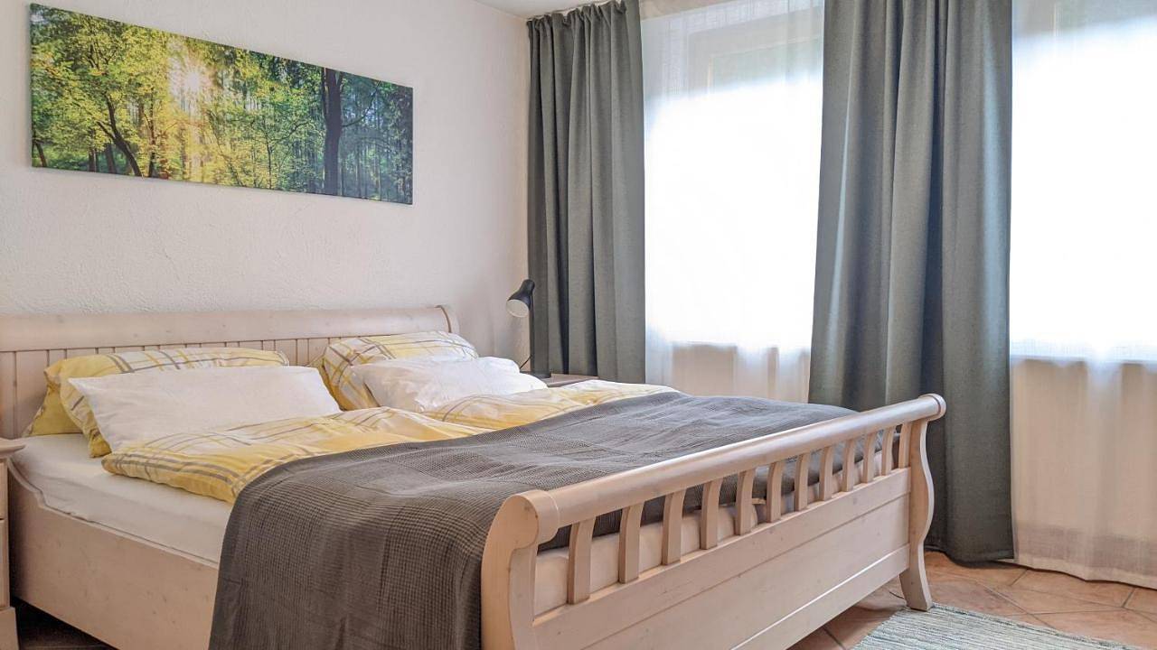 Appartement entier, Two-Bedroom Apartment in Heidenheim, Région de Stuttgart