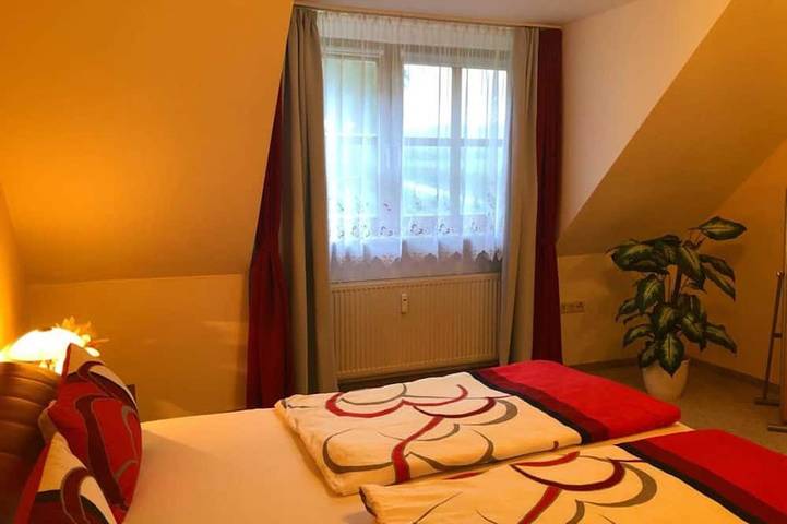 Ferienwohnung für 4 Personen, mit Garten und Balkon in Obertrubach