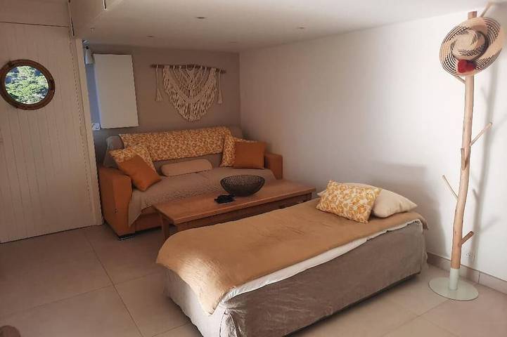 Gîte pour 4 personnes, avec terrasse dans Plage de Gigaro - 3