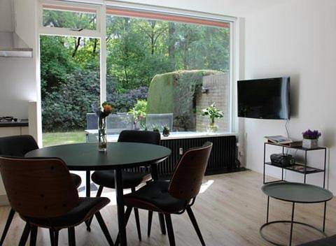 Bungalow voor 2 personen, with terras and tuin as well as uitzicht in Otterlo