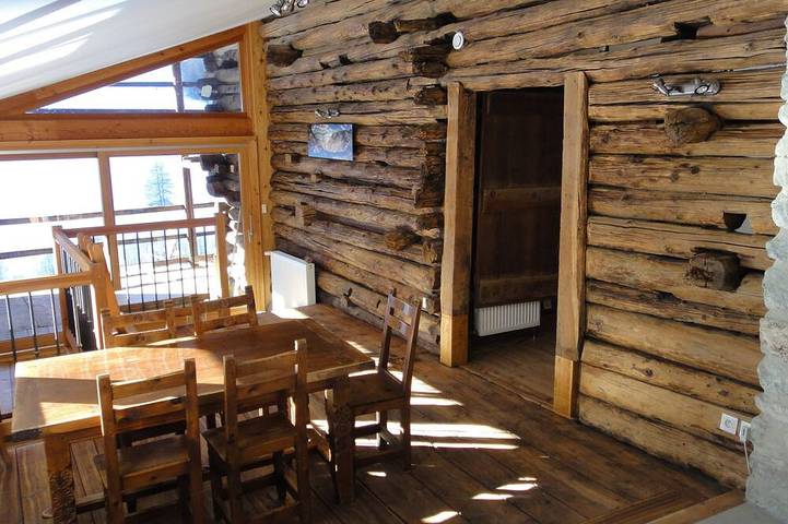 Chalet pour 10 personnes, avec balcon et jardin dans Queyras