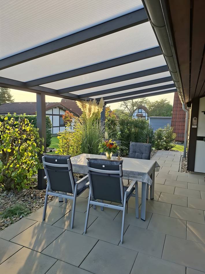 Holiday Home "Moin" with Private Terrace, Garden, and Wi-Fi in Hollern-Twielenfleth, Landkreis Stade