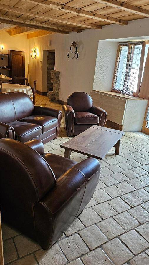 Gîte pour 4 personnes, avec jardin, animaux acceptés à Les Fourgs - 4