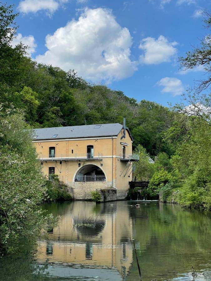 Location de vacances pour 8 personnes, avec balcon et vue à Aubigné-Racan