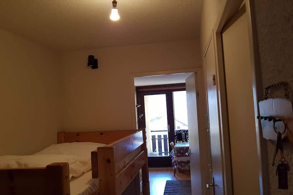 Entire apartment, Studio Vallouise, Puy saint vincent, Pelvoux, Les Écrins. Magnificent view in Vallouise, Écrins National Park