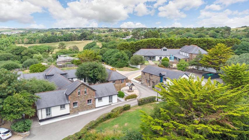 Ferienpark für 6 Personen, mit Ausblick und Pool sowie Terrasse, mit Haustier in Cornwall - 3